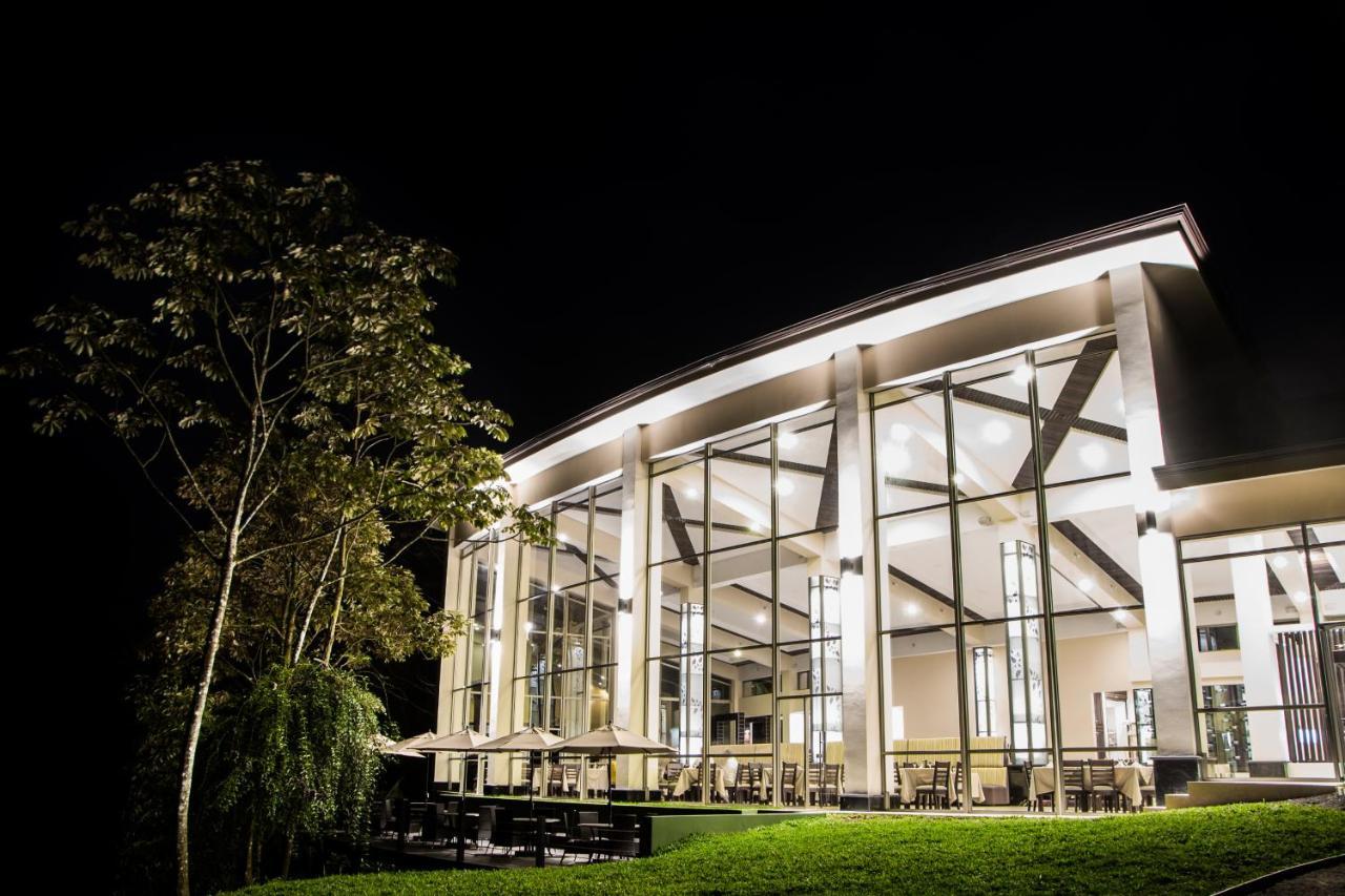 Hotel Lomas Del Volcan La Fortuna Exterior foto