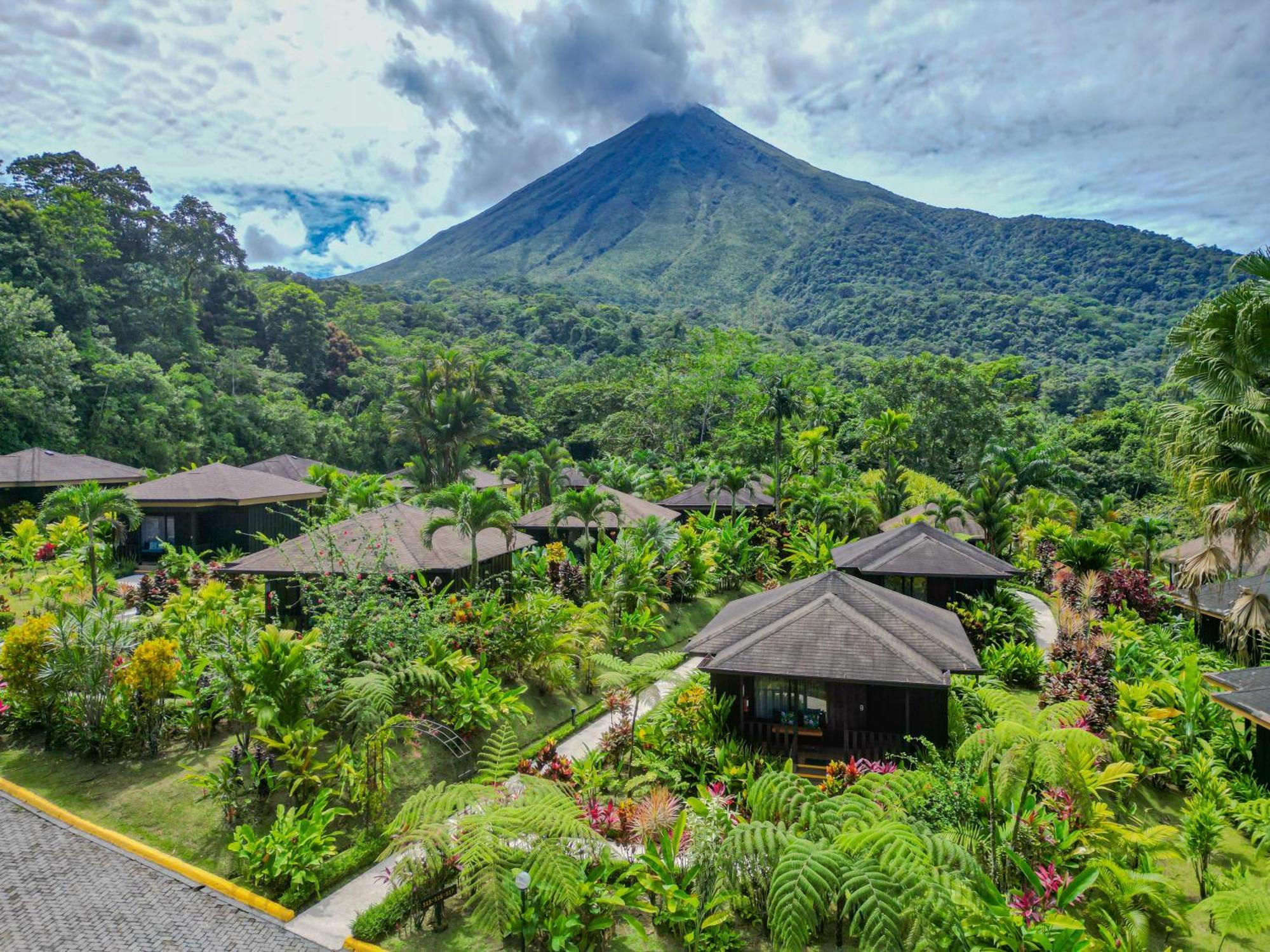 Hotel Lomas Del Volcan La Fortuna Exterior foto